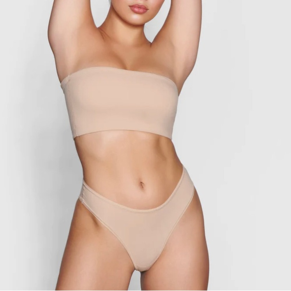 SKIMS bandeau bras
